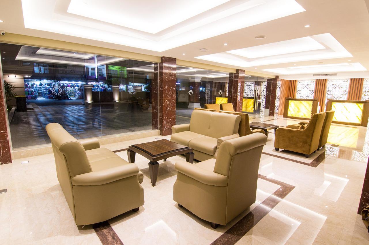 Portola Arabia Hotel 班达亚齐 外观 照片